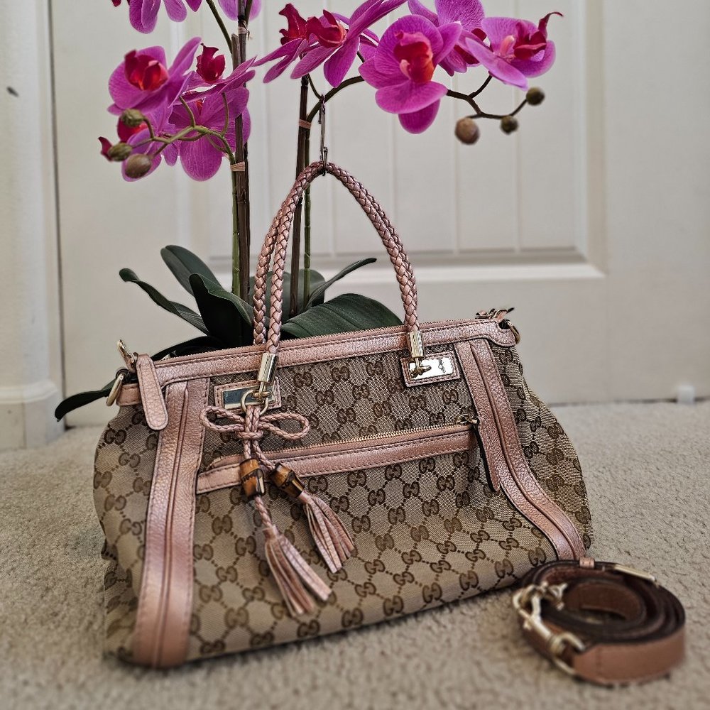 Gucci Handbag - Picture 2 of 2